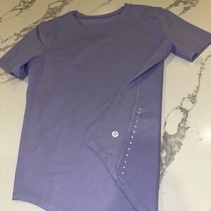 lululemon athletica Lavender Short Sleeve Tee